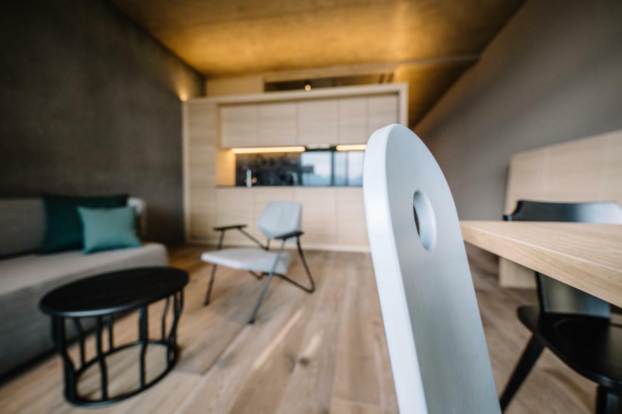 Panoramic Suites Winzerhoehe Schenna Buitenkant foto